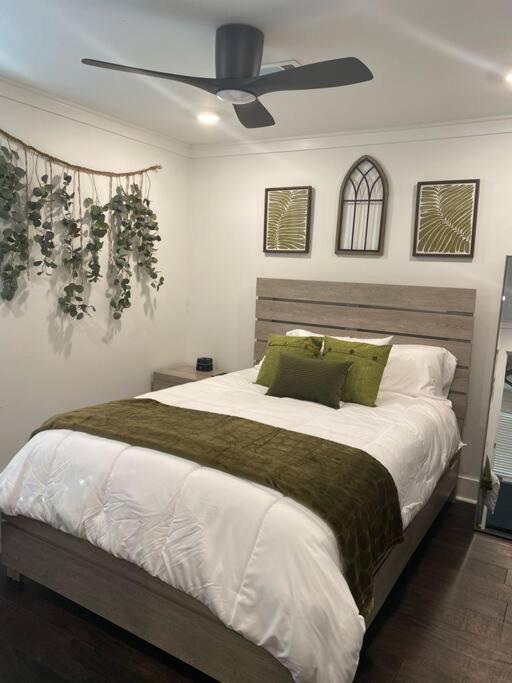 Cozy 2-Bedroom Farmhouse With Parking On Premise سميرنا المظهر الخارجي الصورة